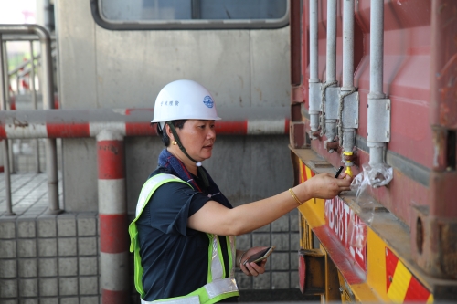 出口重箱铅封查验