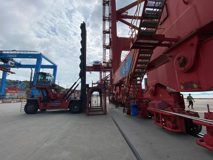 0a84dbd9721448e20cee99cf8b1eb99