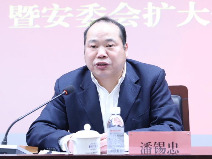 49353ab0c8470354e09f9a018e3eafcc_副本